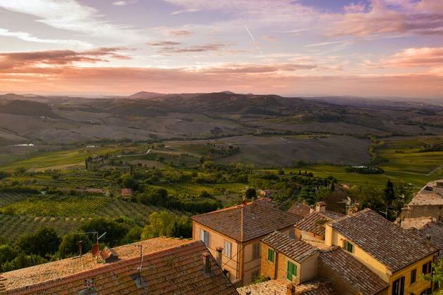 vista panoramica sulla campagna di montepulciano